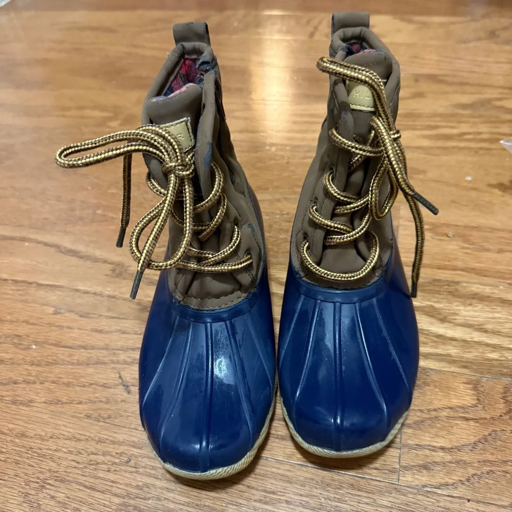 Tommy Hilfiger Ryan Duck‎ Boots Cognac Plaid Lined Rubber Waterproof Size 2